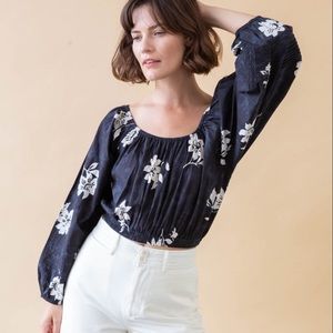 Apiece Apart crop top (matching skirt in shop). New without tags. Black/navy/whi